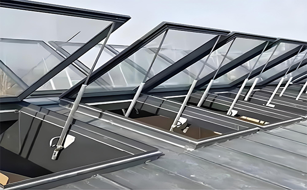 库车消防排烟窗