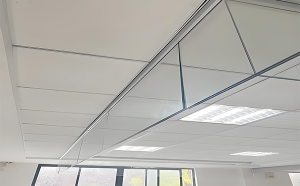 库车玻璃挡烟垂壁