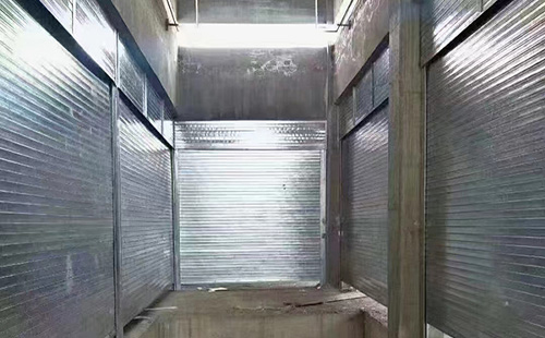 库车防火库车卷帘门应定期保养维护吗