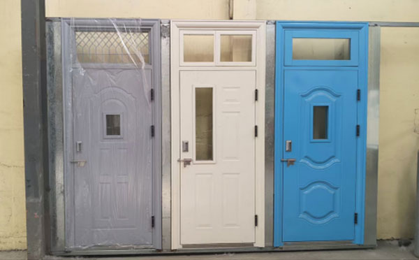 库车学校教室门