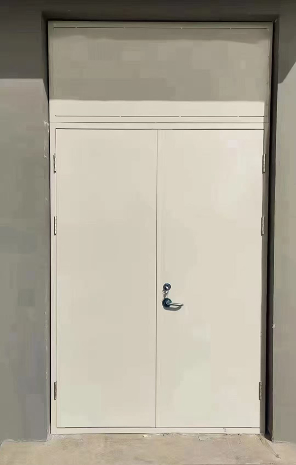 展览馆项目完成大跨度库车防火门安装 展览馆项目完成大跨度库车防火门安装